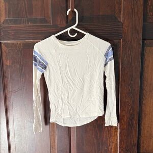 Vineyard Vines Cream Long Sleeve with Blue Stripes